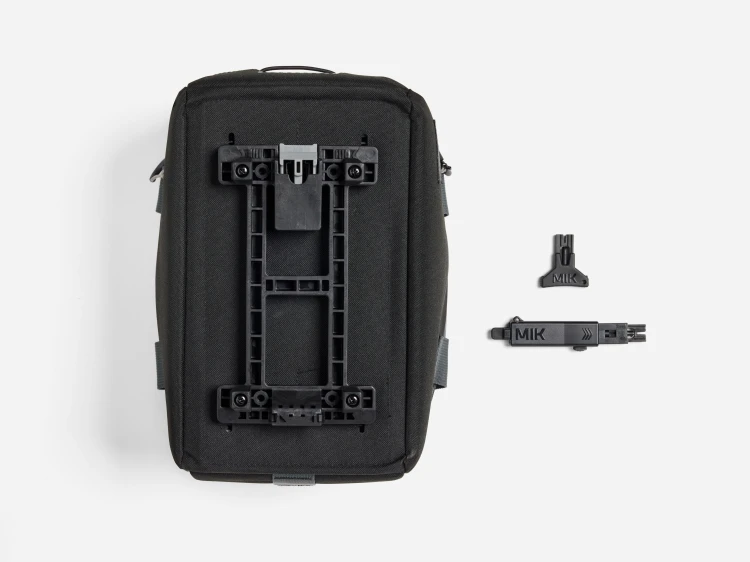 TrekMIK20CommuterTrunkBag-64292-A-Alt3[1].jpg