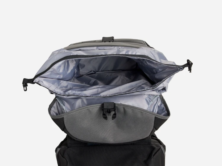 TrekMIK20CommuterDoublePannierBag-64293-A-Alt1[1].jpg