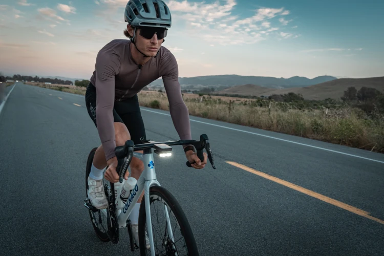 lezyne-road-drive-500_4K1indY8c8wDlQ.jpg